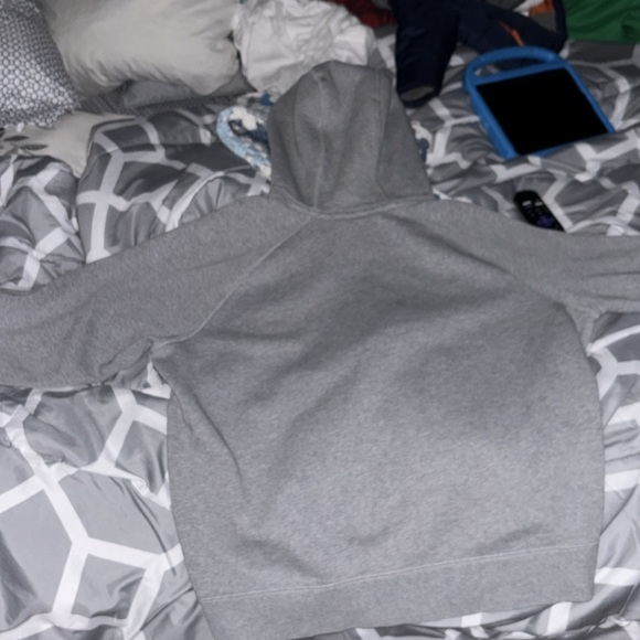 Nike Gray and Red Hoodie - Picture 6 of 6